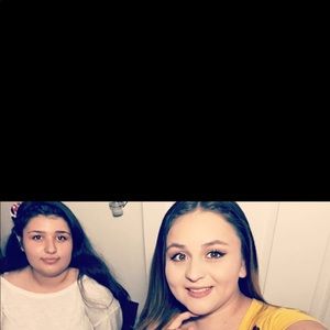 Meet your Posher, Leslis